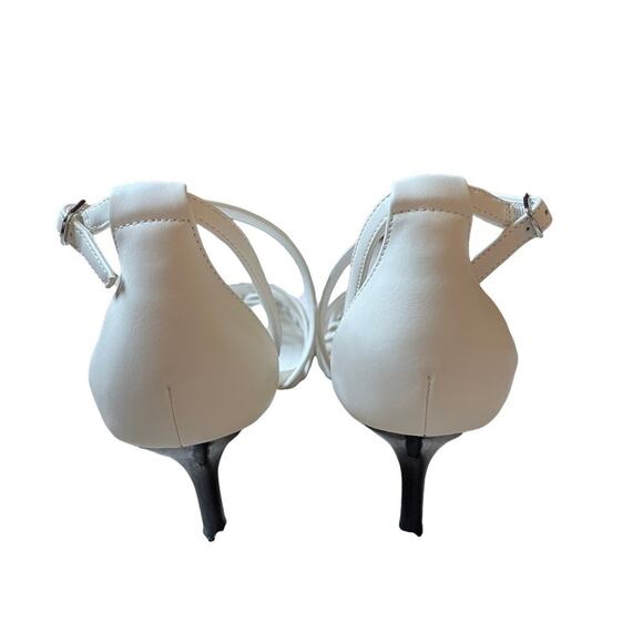 Who What Wear Kennedy Strappy Pump White Size 7 NWT - Picture 4 of 10